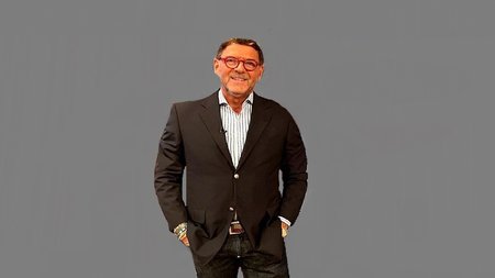 ΓΙΩΡΓΟΣ ΤΣΑΓΚΑΡΑΚΗΣ 1