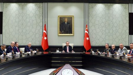 sea-tourkias-990x520