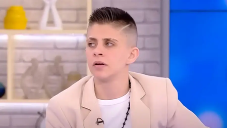 xrwma-mourtzoukou-neo