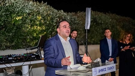 ΚΩΣΤΑΣ ΚΟΥΜΗΣ