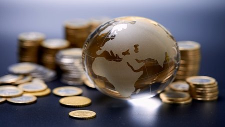 ΠΑΓΚΟΣΜΙΑ ΟΙΚΟΝΟΜΙΑ