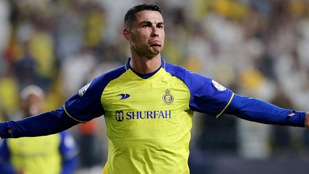 2023-08-10T172103Z_704806748_RC2M41AIT8C4_RTRMADP_5_SOCCER-INSTAGRAM-RONALDO