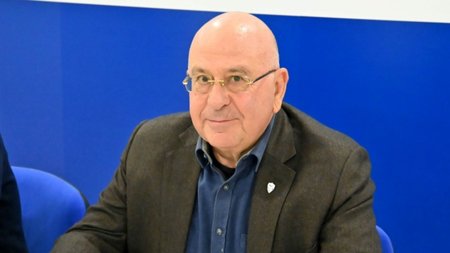 9d2817b7-16ef-4f68-81ba-ed45c4d94cac_poullaidisanor