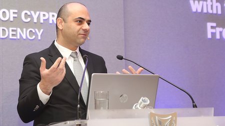 Yiannis_Panayiotou_roundtable