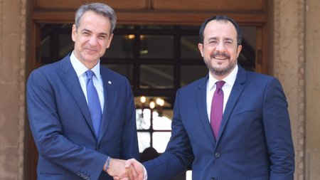 xristodoulides-mitsotakis