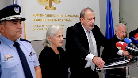 YPOTHESITHANASI-8-scaled