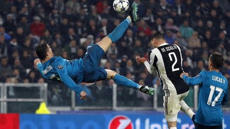 cropped_gettyimages-941534222_104442