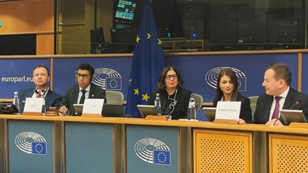 MixCollage-11-Apr-2024-08-05-AM-4784