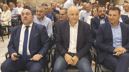 ΚΩΣΤΑΣ ΚΟΥΜΗΣ-ΠΑΦΟΣ