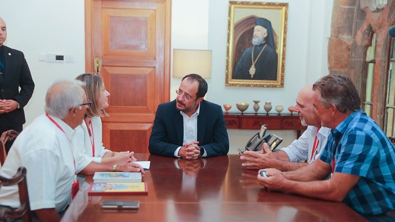 πυροι