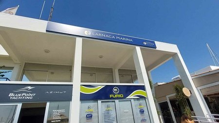 ΜΑΡΙΝΑ ΛΑΡΝΑΚΑΣ