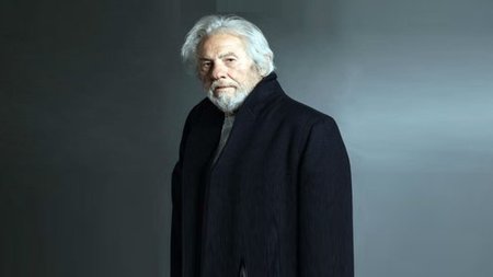 GIORGOS_MIKhALAKOPOULOS_1.width-750