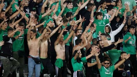 omonoia-children-fans-4-1068x712-1