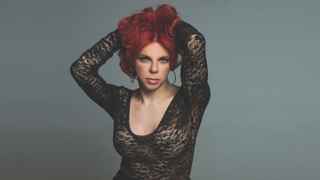 ΦΕΝΙΑ ΑΠΟΣΤΟΛΟΥ 1