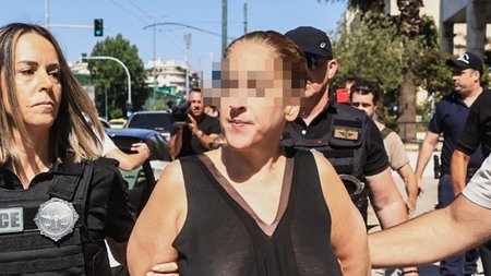 xrwma-polonos-gynaika