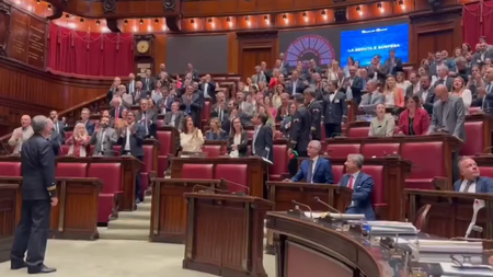 arthrou-a_essamdro-urzi