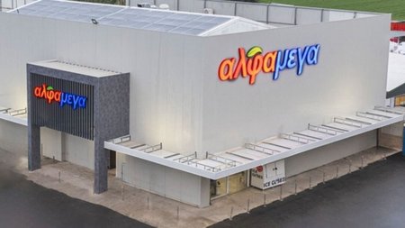 MixCollage-06-May-2025-03-03-PM-7487