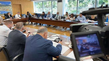 ΕΠΙΤΡΟΠΗ ΟΙΚΟΝΙΜΙΚΩΝ ΚΑΙΝΟΥΡΓΙΑ