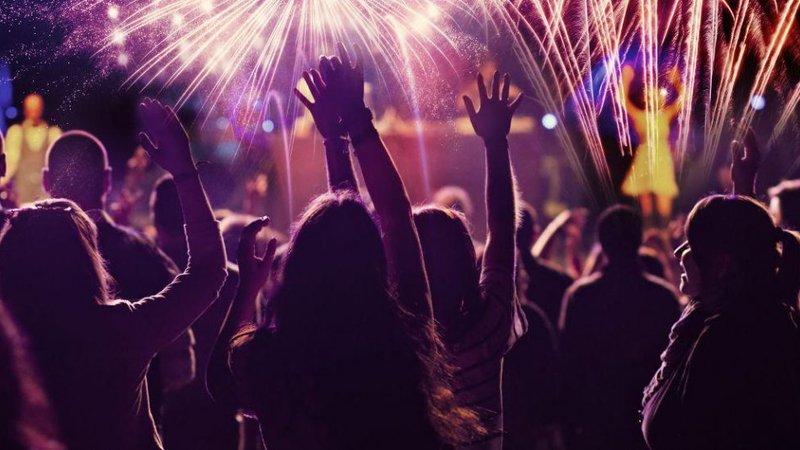 party-1024x545