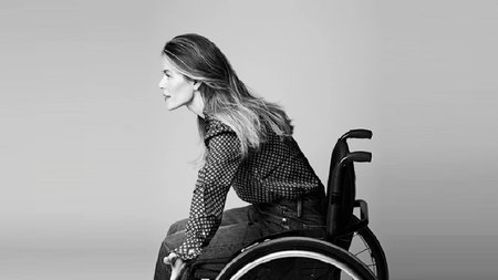 ΑΛΕΞΑΝΔΡΑ ΣΤΑΜΑΤΟΠΟΥΛΟΥ 1