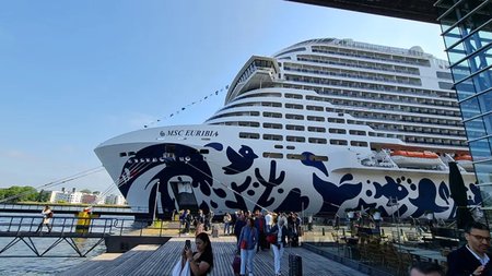 Collage Maker-26-Jun-2023-11-38-AM-1570