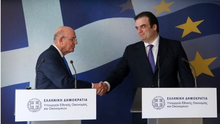 Makis Keravnos Kyriakos Pierrakakis