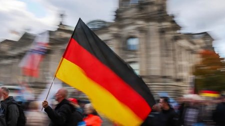 1740330137802-862452335-Capture