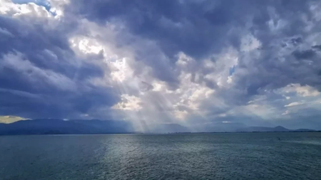 kairos-thalassa-synnefa-apempe-13-04-2021