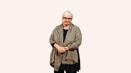 ΞΕΝΙΑ ΚΑΛΟΓΕΡΟΠΟΥΛΟΥ 1