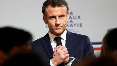 2023-03-16T104325Z_1666763651_RC2YUZ9GYPMG_RTRMADP_3_FRANCE-POLITICS_1-768x480