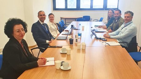 ΜΙΣΙΡΛΗΣ-ΔΝΤ