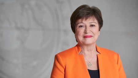 Kristalina_Gkeorgkieba_lDhshmW.width-750 (1)