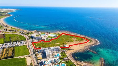 Archbishopric land Geroskipou 1000 560