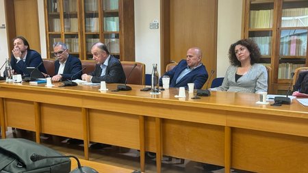 c9ada9e5-6909-4ff3-9bfd-f96c257d1eb7