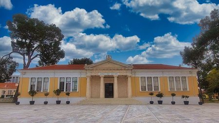 DEMOS-PAPhOU--e1707744648672.width-750