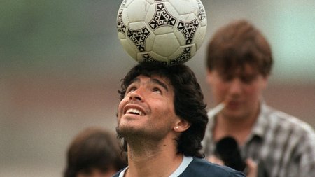 maradona_maketa