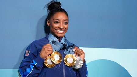 simone-biles-makk