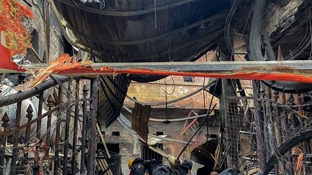 Vietnam_Hanoi_fire_2_Reuters