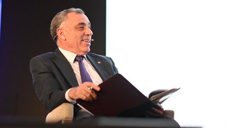 ΠΟΛΥΣ ΚΑΛΛΗΣ