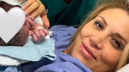 74b15a961dd74dd4bd05a4124bb045b4