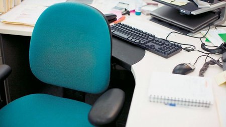 adeies_dimosion_ypallilon