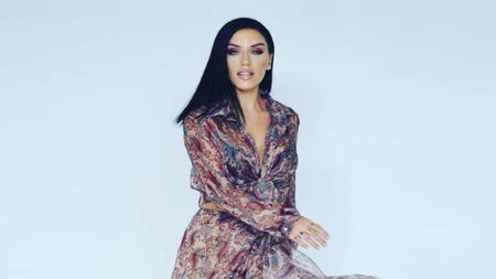 ΙΟΥΛΙΑ ΚΑΛΛΙΜΑΝΗ 1