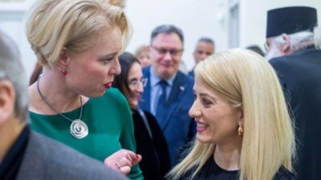 MixCollage-29-Feb-2024-12-45-PM-4273