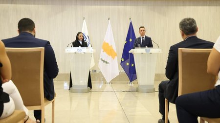 ΔΑΜΙΑΝΟΥ ΣΥΝΑΝΤΗΣΗ