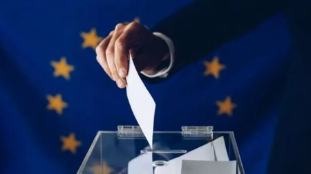 abed1a610fe93c284572d944315d2555