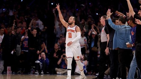 2025-05-17T024411Z_2042065916_MT1USATODAY26200669_RTRMADP_3_NBA-PLAYOFFS-BOSTON-CELTICS-AT-NEW-YORK-KNICKS-1200x800