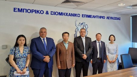 ΕΒΕ ΚΙΝΕΖΟΣ