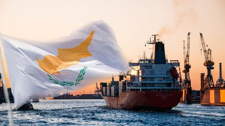 SHIPPING CYPRUS PHOTO 1000 X 560