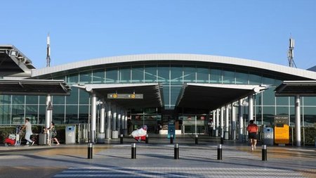 b_b_aerodromio_larnakas