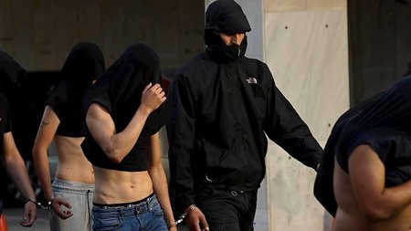 a7646b66-7bd3-420f-a92e-1fc8598de4e3